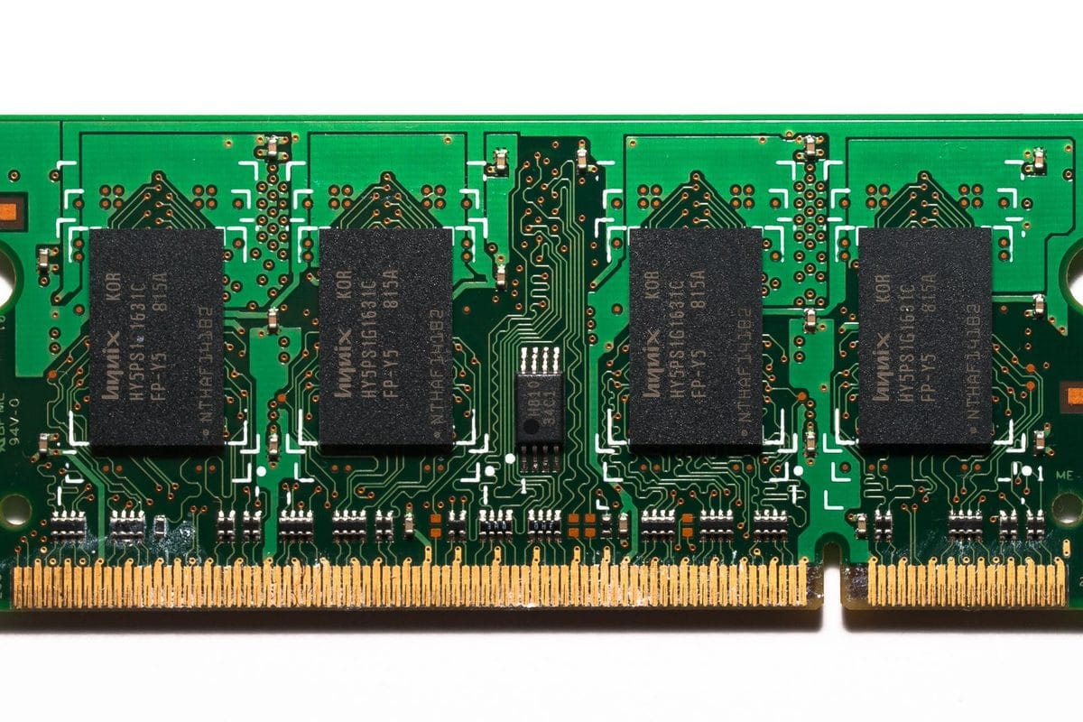 Memory Chipmakers Ride $94 Billion Cash Surge as AI Demand Lifts DRAM and NAND Prices